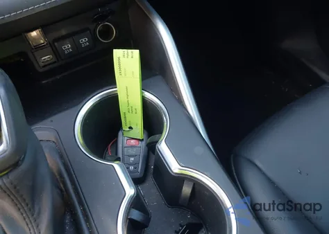 2021 Toyota Highlander Hybrid Xle from USA, damaged, VIN 5TDGBRCH0MS051130